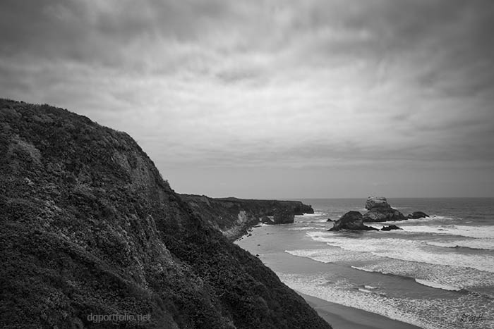 Black and white landscape photograph by Dave Gordon